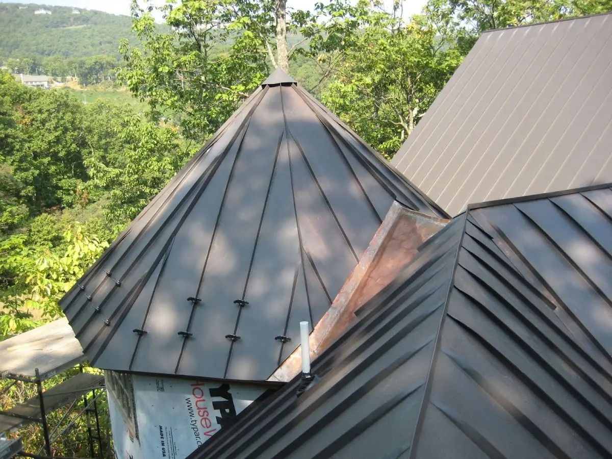 Professional Roof Tarp Installation by Craftsman Roofing in Alvan
